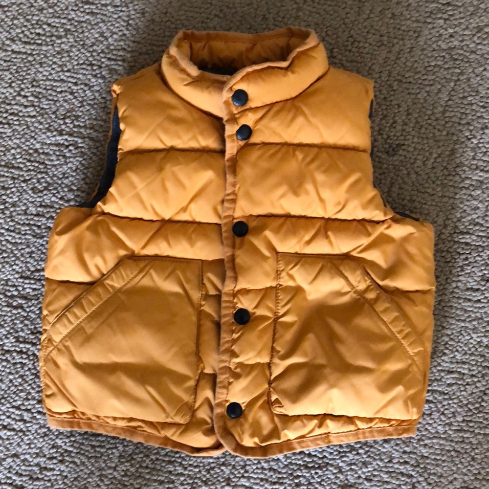 BABY GAP yellow unisex  toddler puffy vest